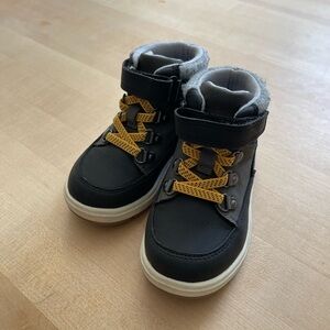 Cat & Jack Black and Yellow sneaker Boots